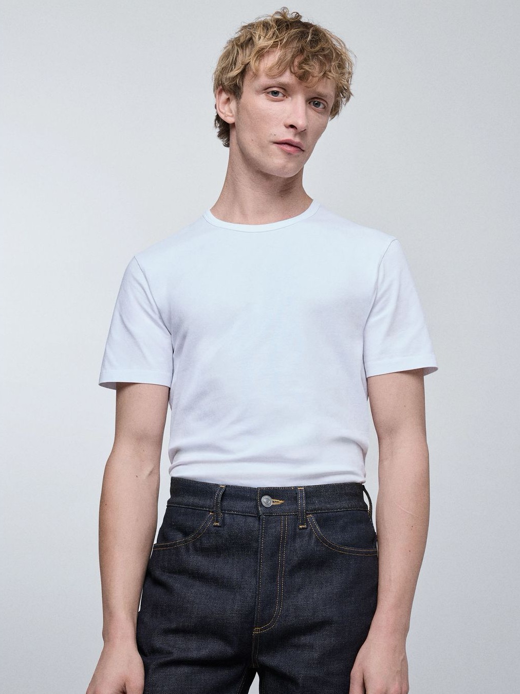Asket Men's Crew Neck T-Shirt In White — image 2 of 6